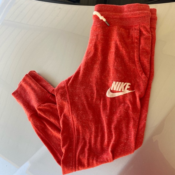 Nike Short & Jogger bundle - Picture 2 of 4